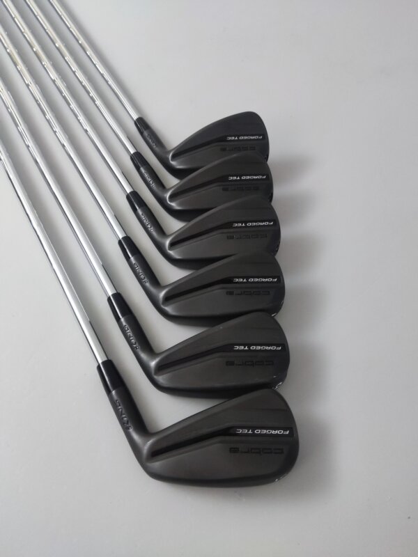 Cobra Forged Tec Black / 5-P / Stiff / Förlängda 0.25 - Bild 2