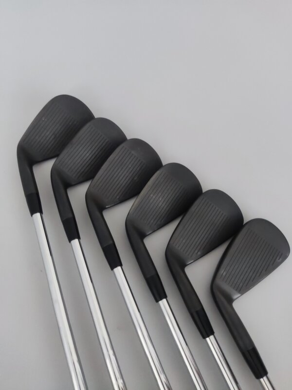 Cobra Forged Tec Black / 5-P / Stiff / Förlängda 0.25 - Bild 3