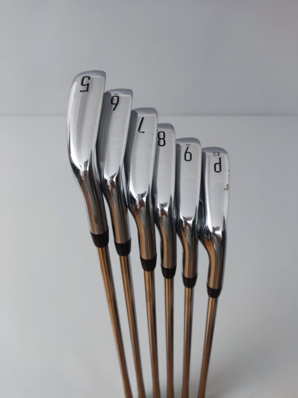 Titleist T200 / 5-P / Stiff - Bild 6