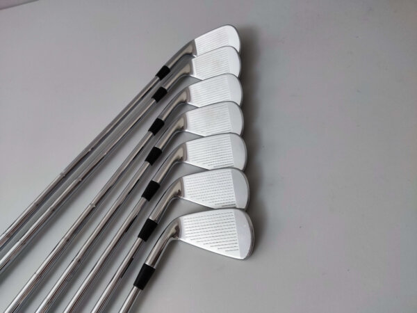 Cobra King Tour Mim / 4-P / X-Stiff - Bild 4