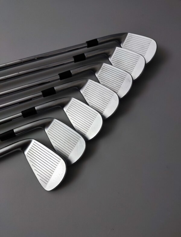 TaylorMade P7MC / 4-P / Stiff / Förlängda 0.5 - Bild 3