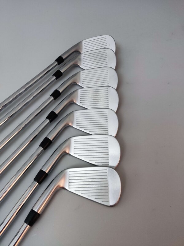Titleist 620 CB / 4-P / X-Stiff / Förlängda 0.75 - Bild 3