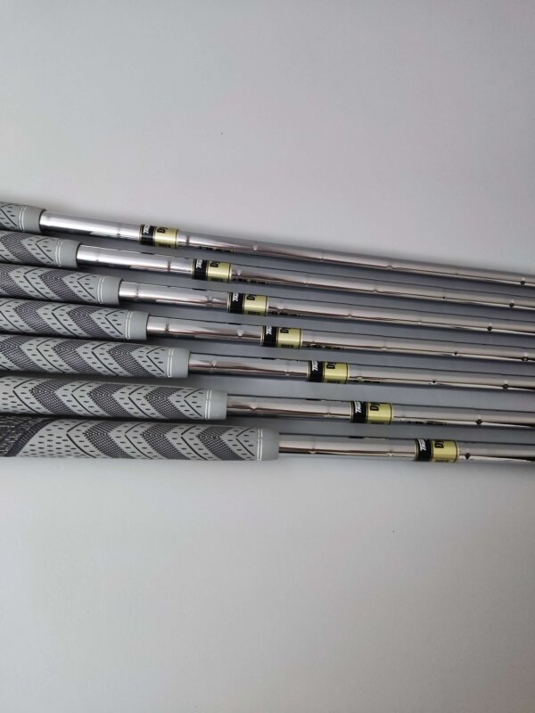 Titleist T100 / 4-P / Stiff - Bild 8