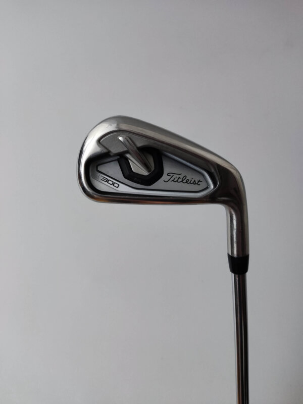 Titleist T300 / 5-P / Regular / Förlängda 0.75