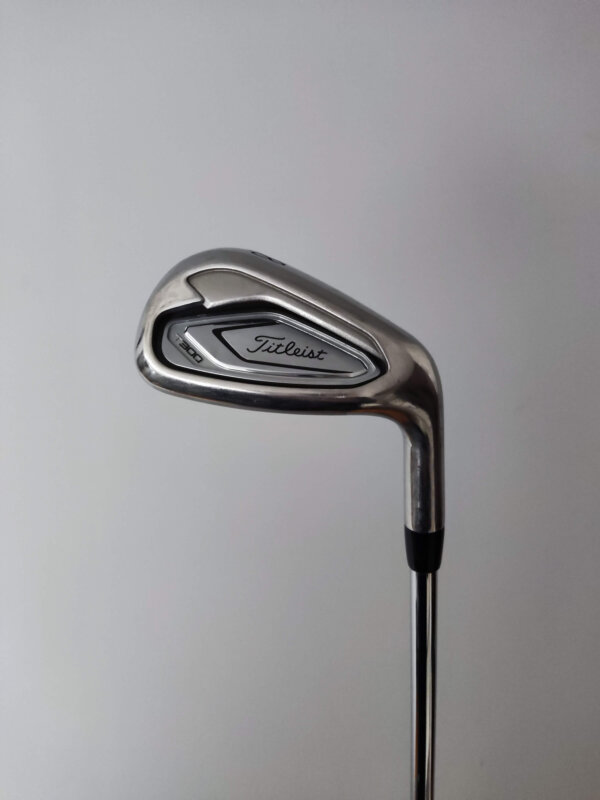 Titleist T300 48° / Gap wedge / Regular