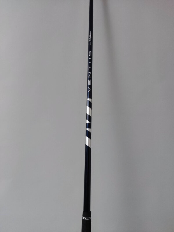 Demo skaft / Fujikura Ventus Blue / Driver / Stiff