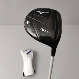 Mizuno STX 220 / FW5 / Regular