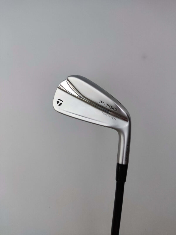 TaylorMade P790 / J2 / X-Stiff