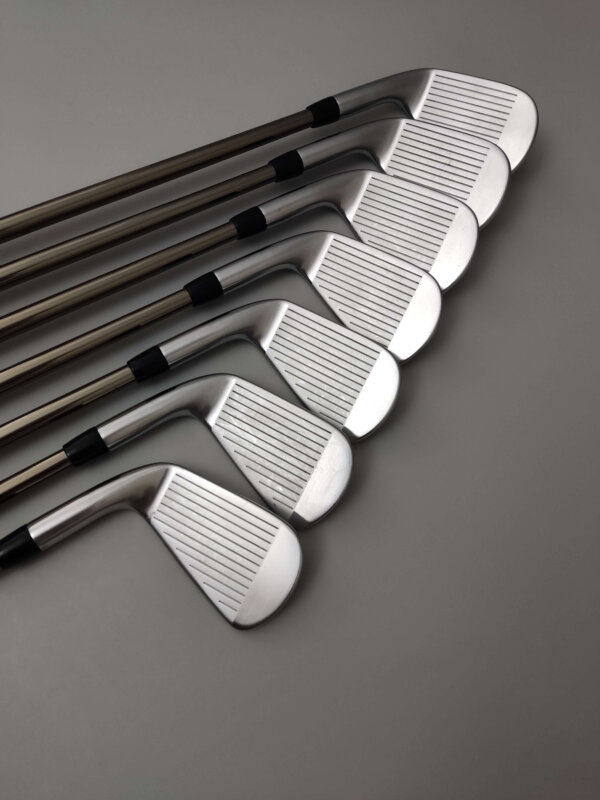 Titleist 620 MB / 4-P / X-Stiff / Grafit - Bild 4