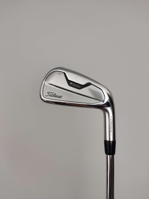 Titleist T200 / 5-P+48 / Stiff