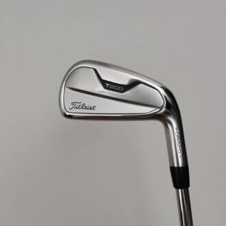 Titleist T200 / 4-P / Regular