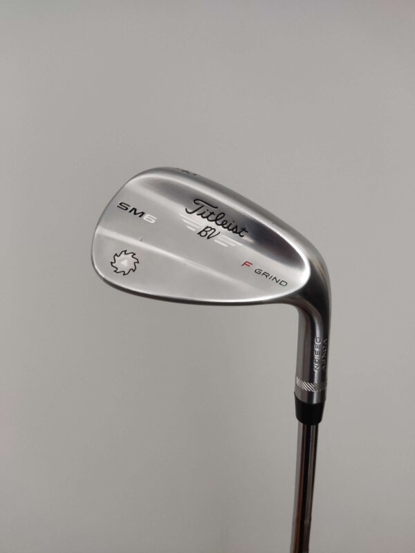 Titleist SM6 / 52°