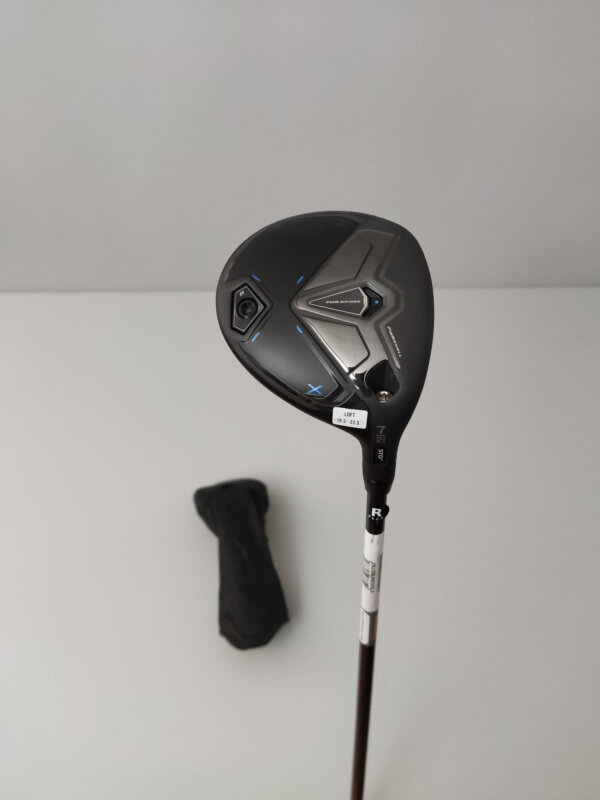 Ny Cobra Darkspeed X / FW7 / Regular / Senior