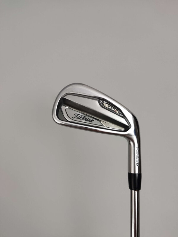 Titleist T100S / 4-P / X-Stiff