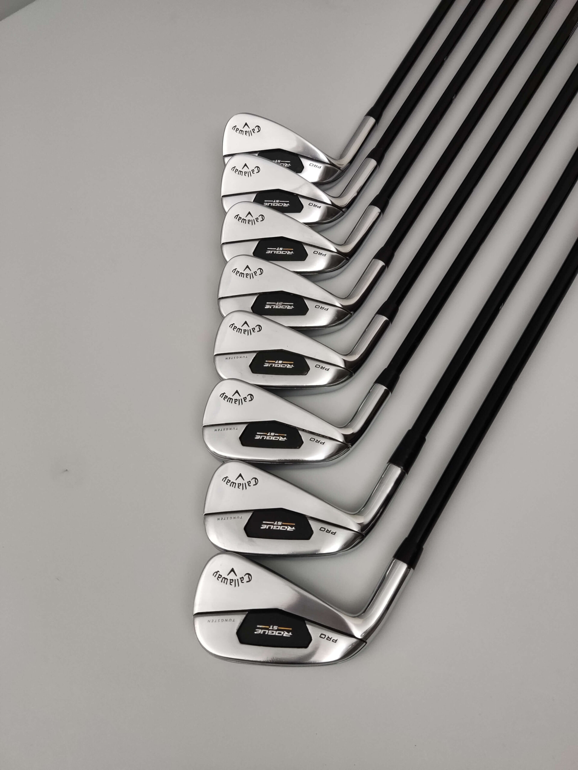 Callaway Rogue ST Pro / 4-A / X-Stiff / Vänster / Premium skaft och grepp - Bild 2