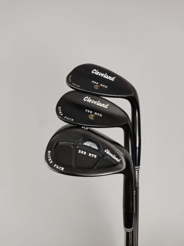 Cleveland 588 Black / WedgeSet / 52 56 60°