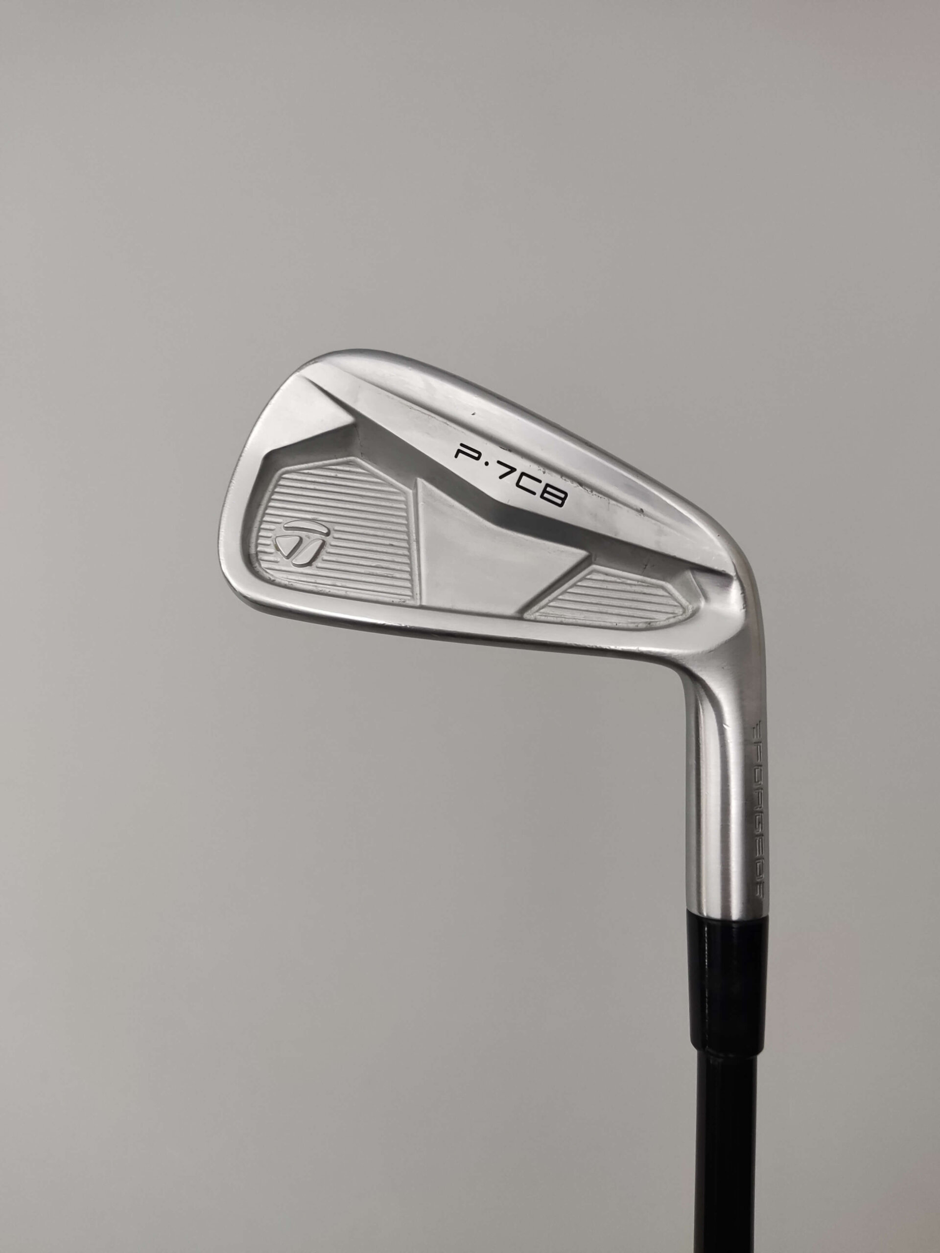TaylorMade P7MC / 4-P / Stiff / Premium Skaft / Förlängda 0.25