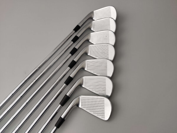 Titleist AP2 / 4-P / Stiff - Bild 3