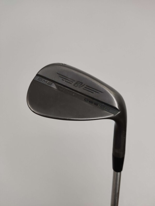 Titleist SM8 Jet Black / 52° / Stiff / Förlängd 0.75