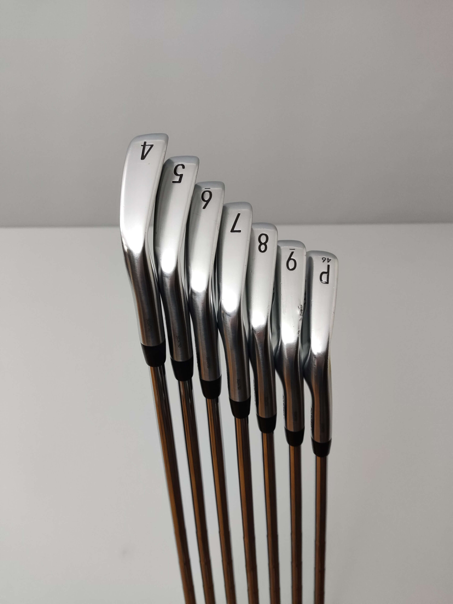 Titleist T100 / 4-P / Stiff - Bild 6